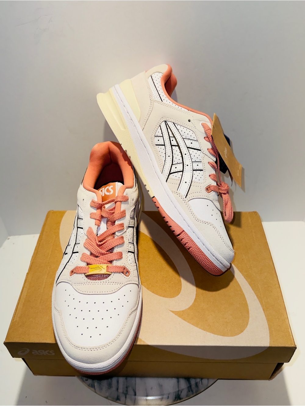 ASICS EX89 OMAKASE Mens Size 10 Cream/White Pink Shoes Sneakers Ortholite New